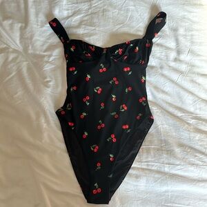 NWT WeWoreWhat One Piece Bathing Suit
